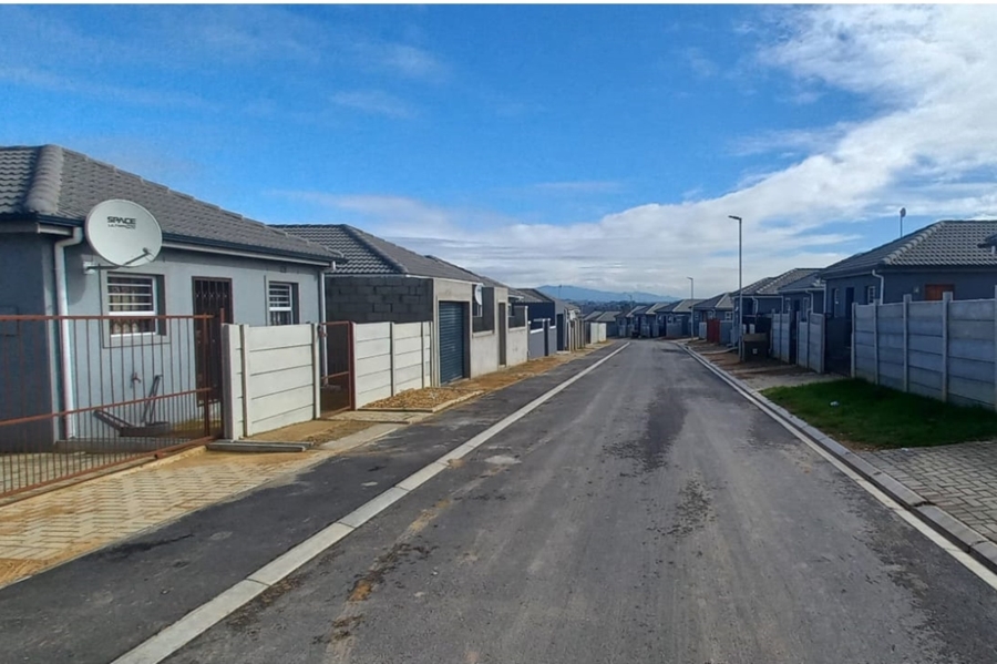 3 Bedroom Property for Sale in Dalvale Western Cape